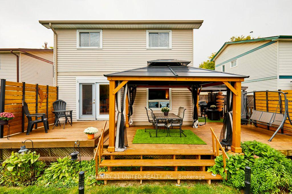 Photo 14 of 273 Belfast Court, Oshawa, Vanier — HOMEH