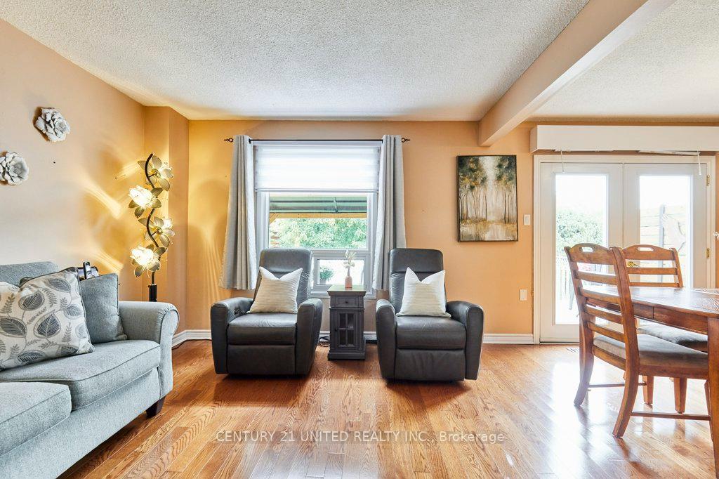 Photo 22 of 273 Belfast Court, Oshawa, Vanier — HOMEH