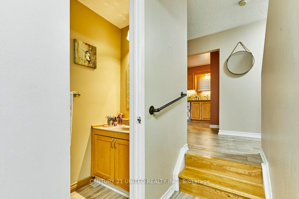 Photo 30 of 273 Belfast Court, Oshawa, Vanier — HOMEH