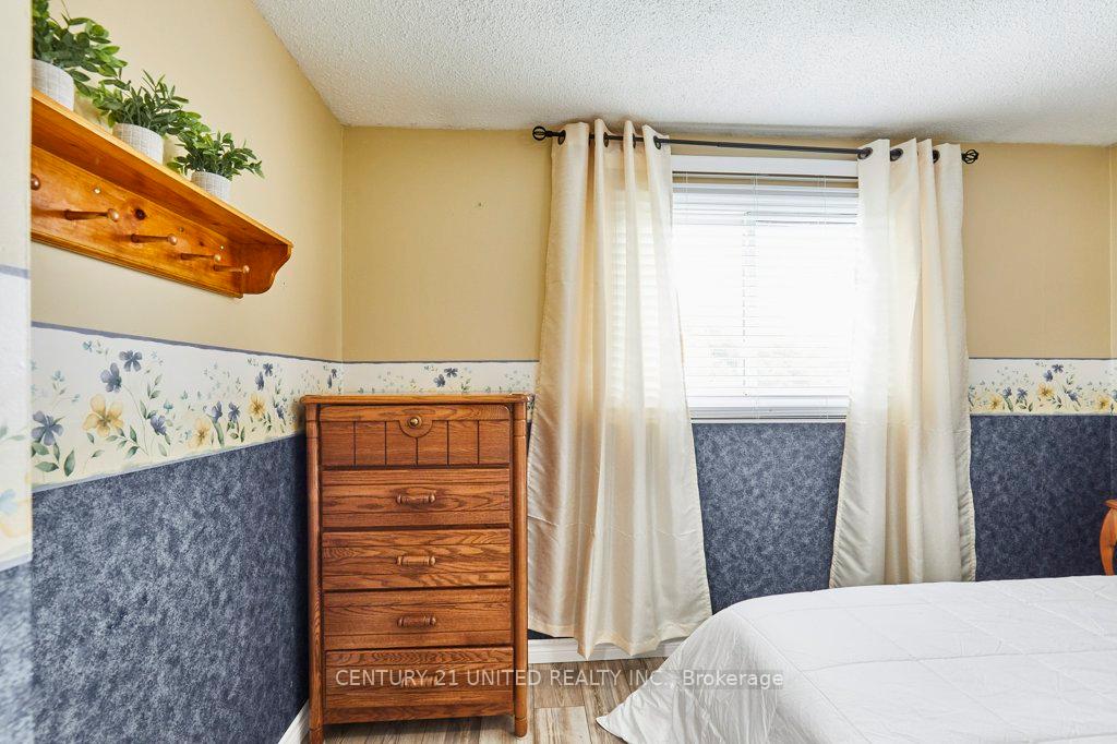 Photo 39 of 273 Belfast Court, Oshawa, Vanier — HOMEH