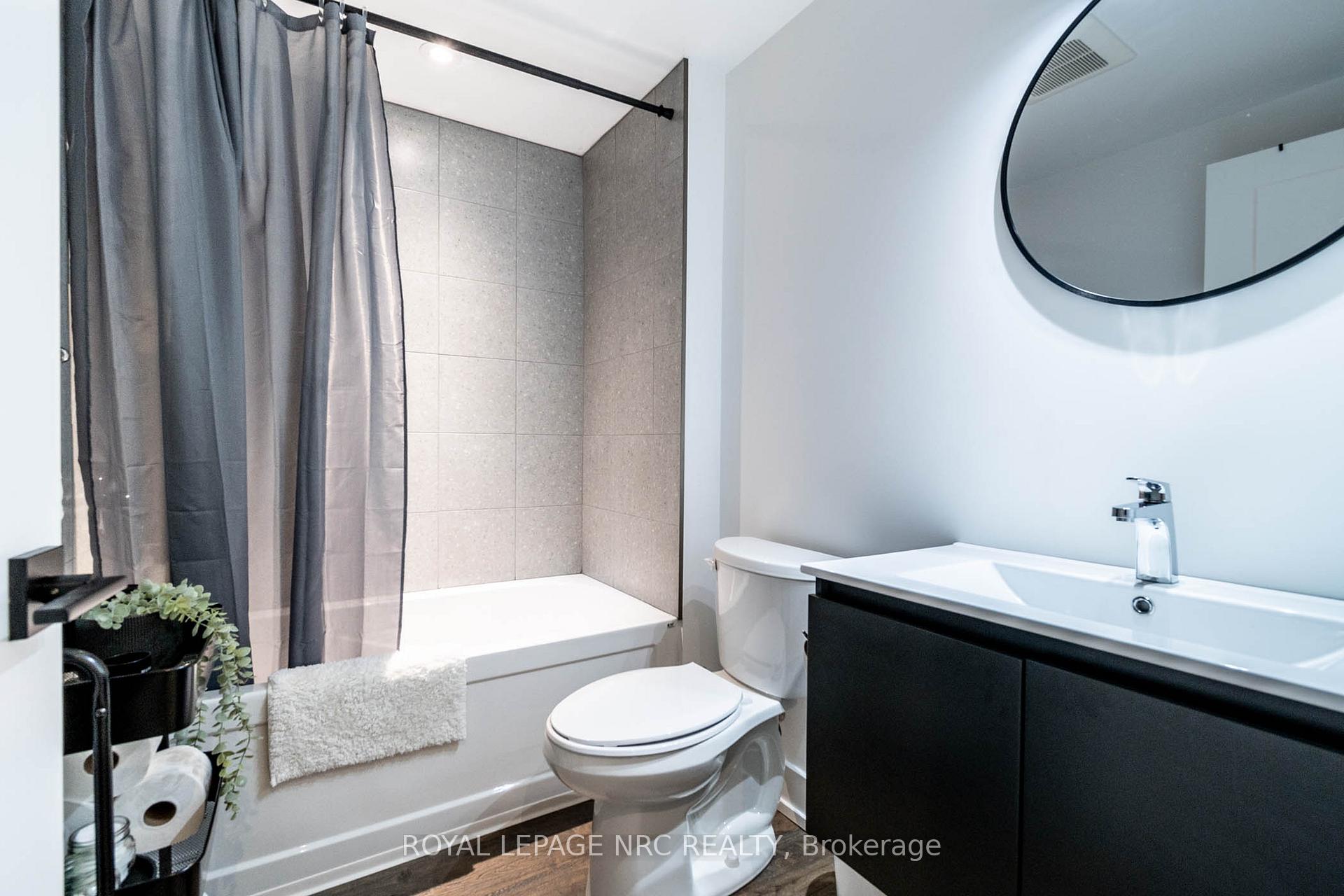 Photo 15 of 6160 Curlin Crescent, Niagara Falls, Forestview — HOMEH
