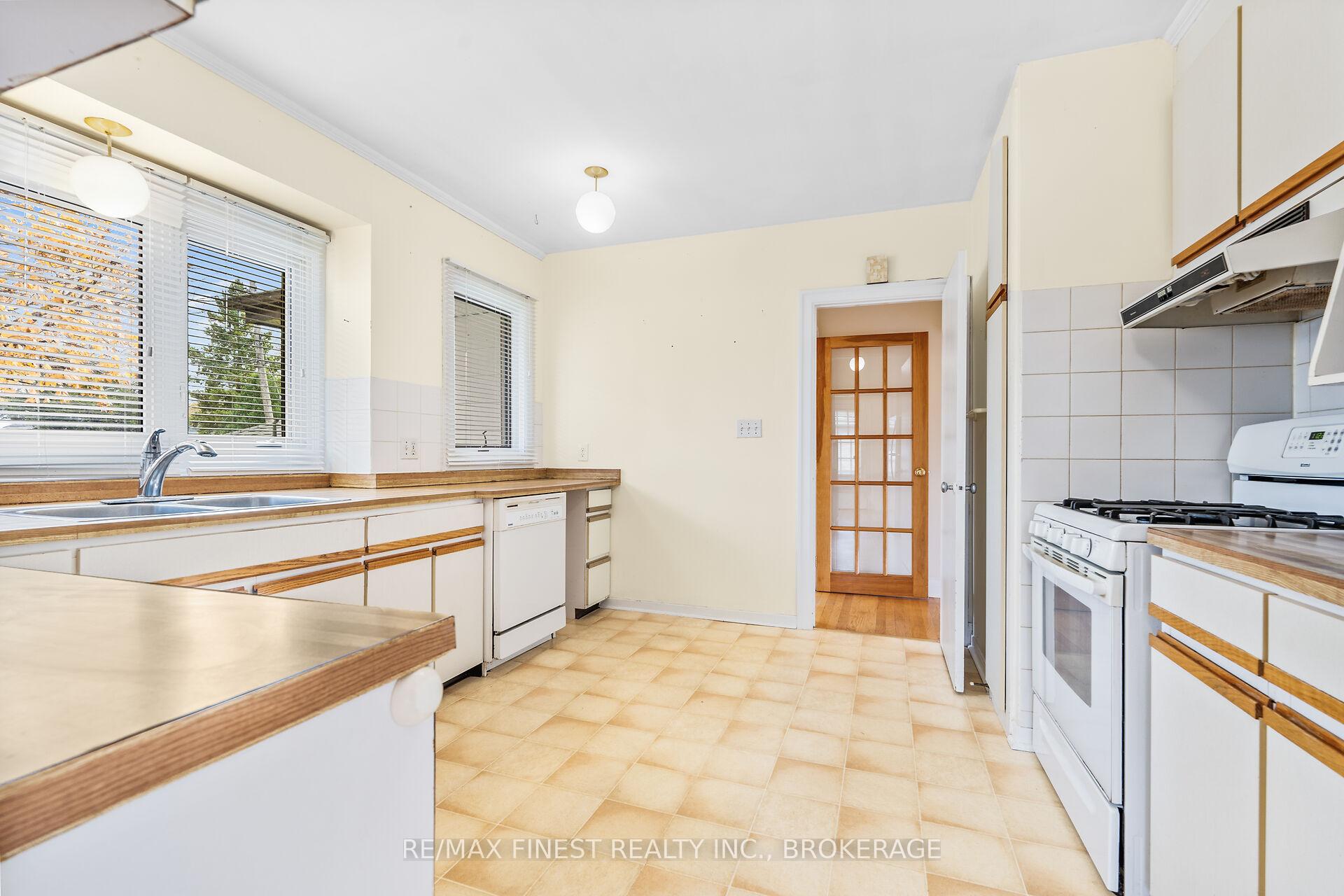 Photo 10 of 47 Jorene Drive, Kingston, City Southwest — HOMEH