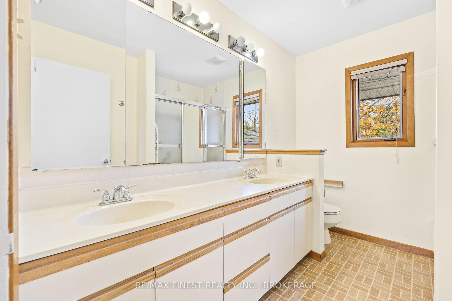 Photo 16 of 47 Jorene Drive, Kingston, City Southwest — HOMEH