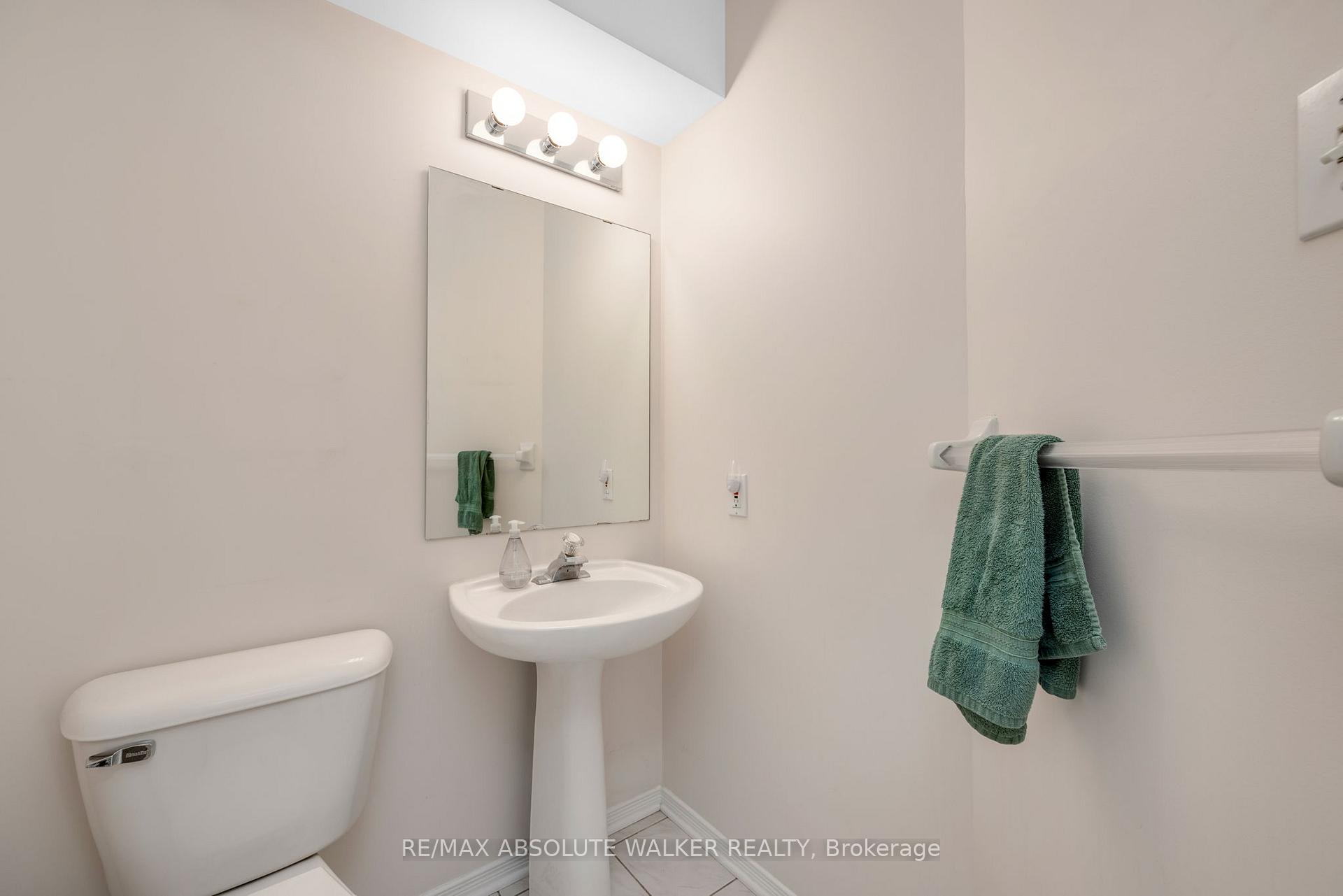 Photo 13 of 2178 Saturn Crescent, Ottawa, Fallingbrook/Gardenway South — HOMEH