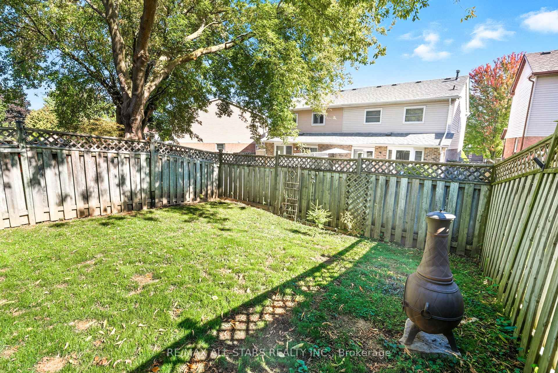 Photo 16 of 1094 Longbow Drive, Pickering, Liverpool — HOMEH
