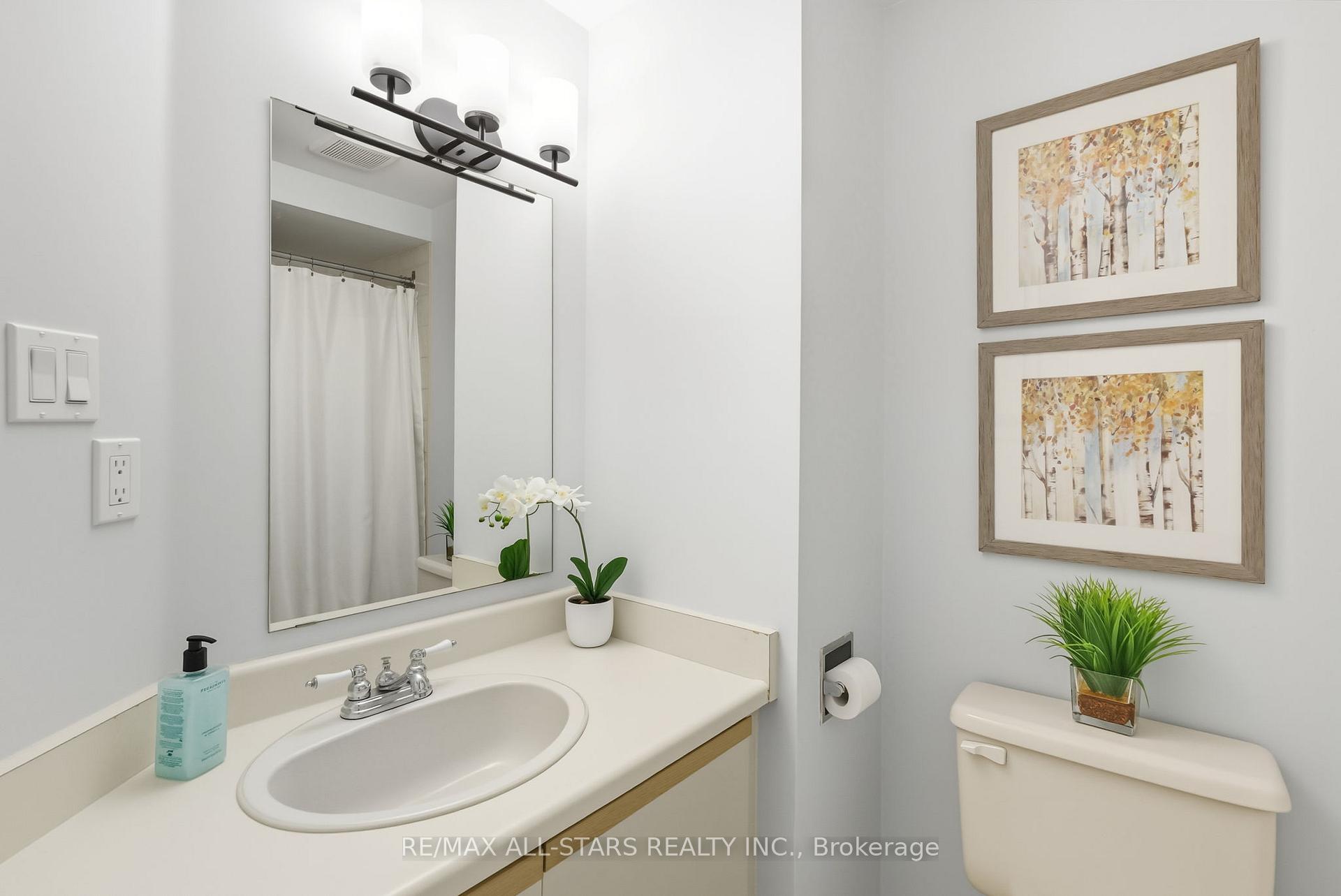 Photo 25 of 1094 Longbow Drive, Pickering, Liverpool — HOMEH