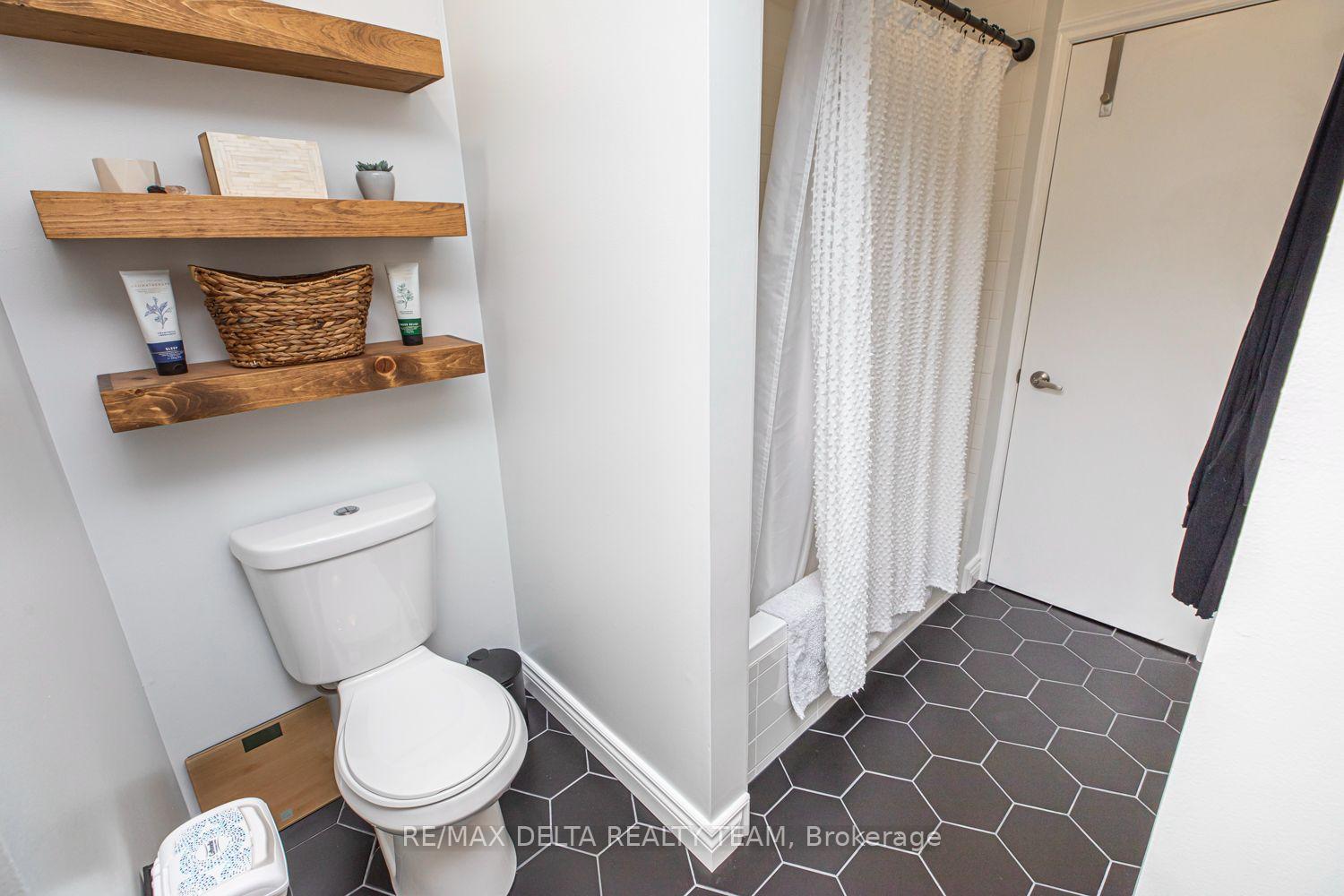 Photo 25 of 1481 Thurlow Street, Ottawa, Fallingbrook/Ridgemount — HOMEH