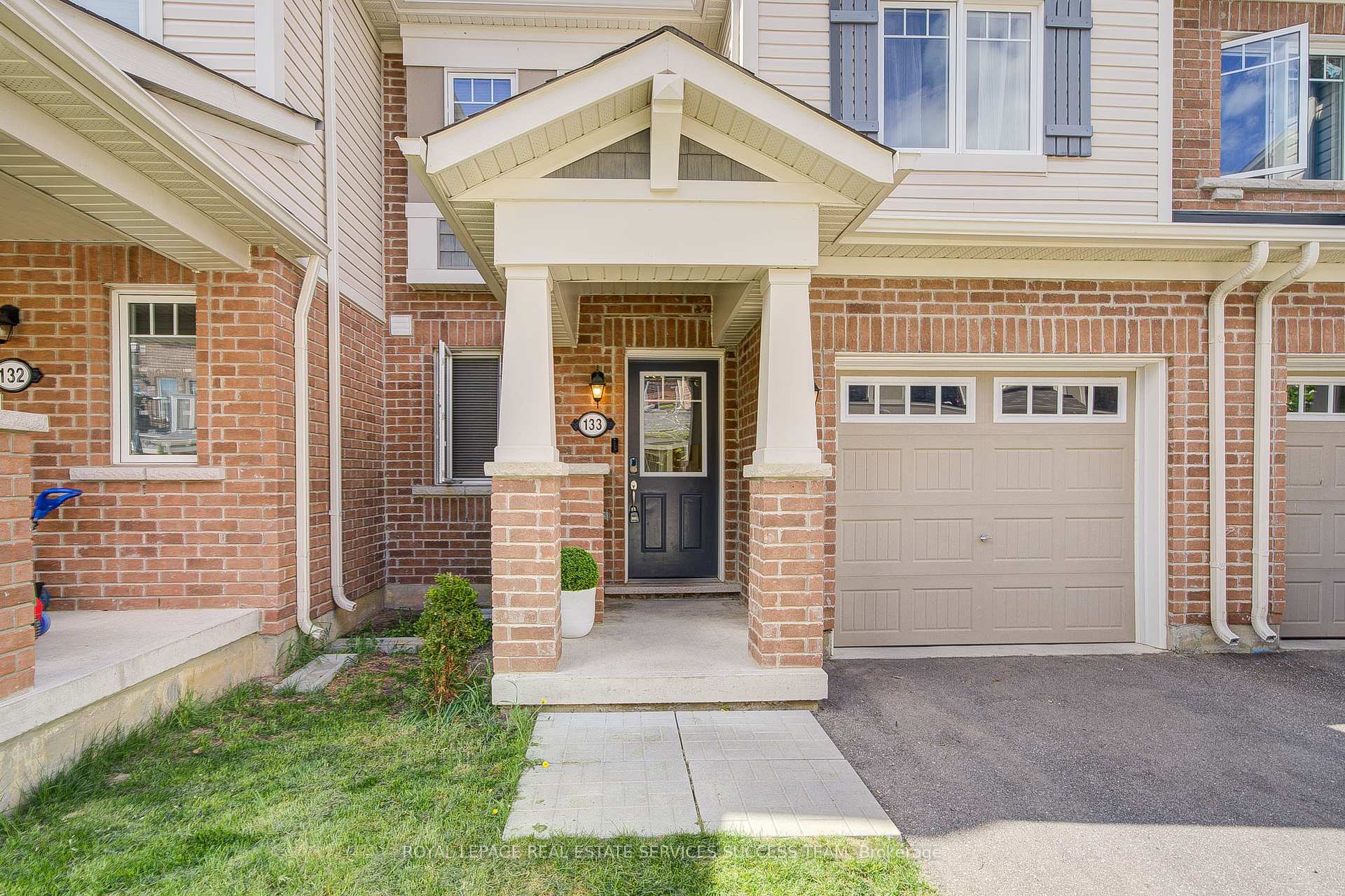 Photo 2 of Unit 133, 1000 Asleton Boulevard, Milton, Willmott — HOMEH