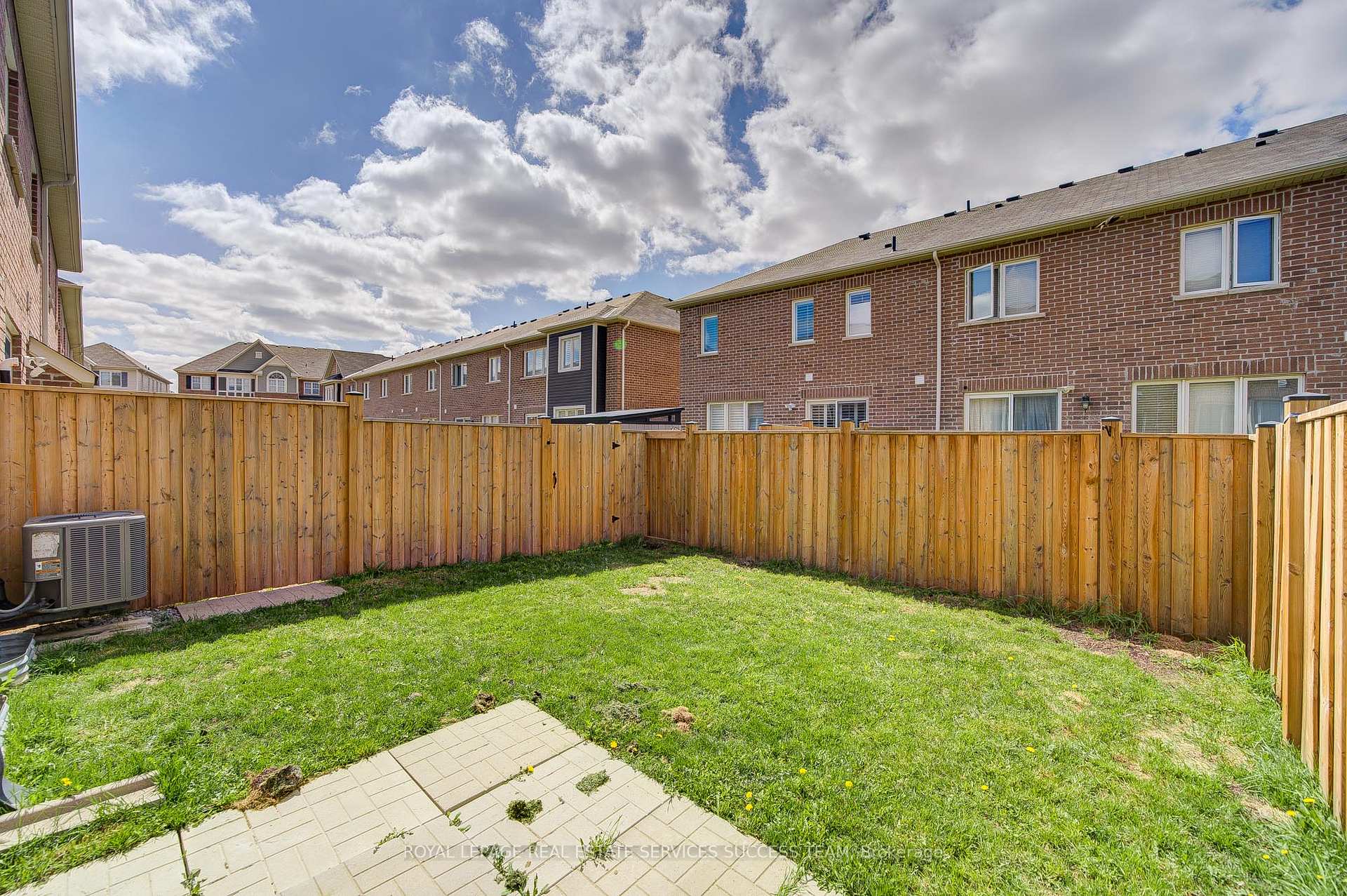 Photo 39 of Unit 133, 1000 Asleton Boulevard, Milton, Willmott — HOMEH