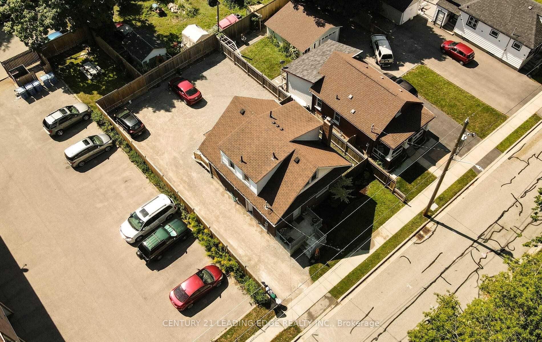 Photo 11 of 71 Hall Street, Oshawa, Central — HOMEH