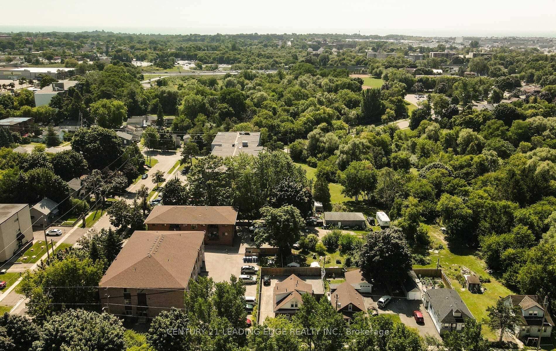 Photo 14 of 71 Hall Street, Oshawa, Central — HOMEH