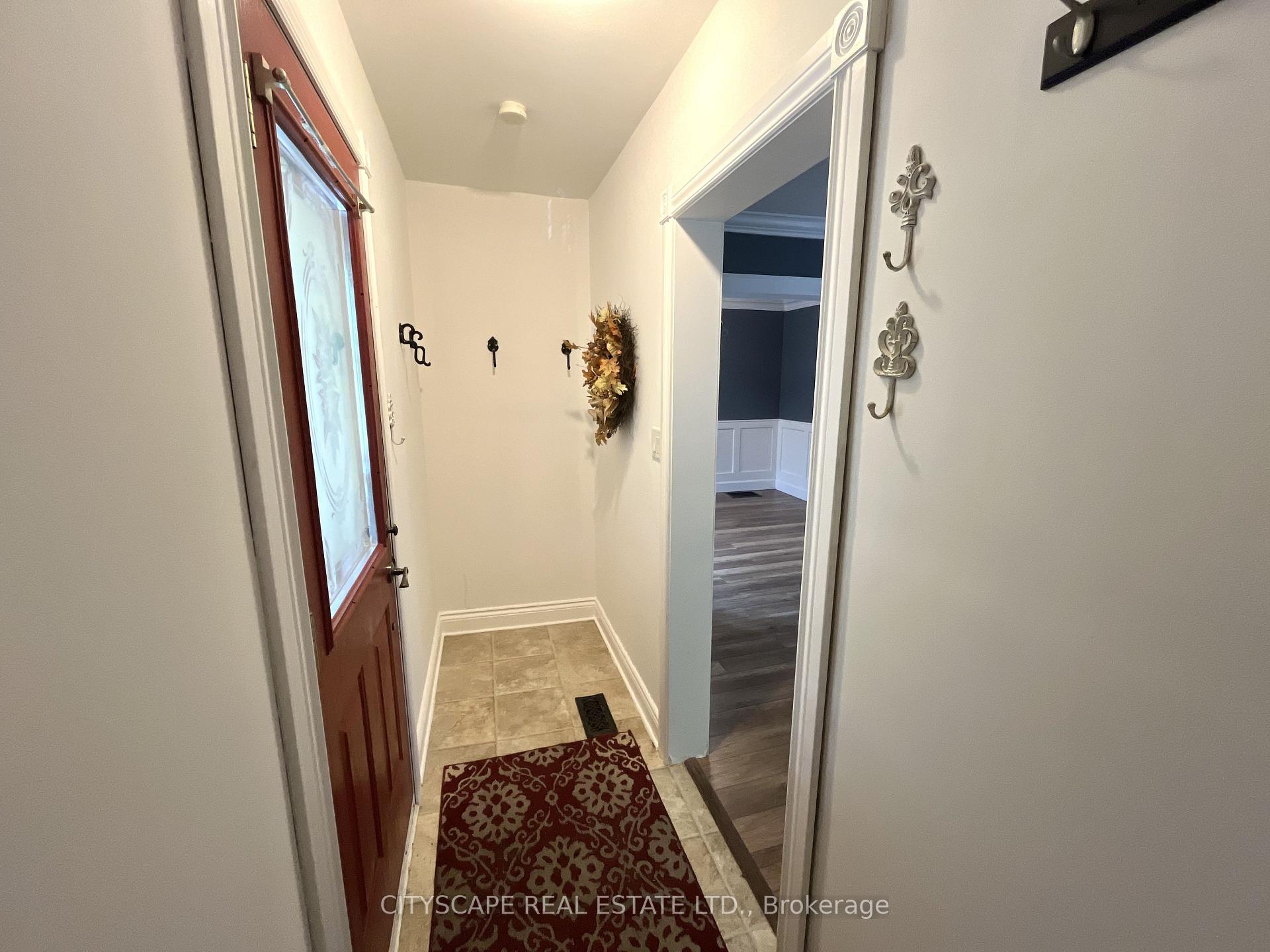 Photo 10 of 613 Carnegie Avenue, Oshawa, O'Neill — HOMEH