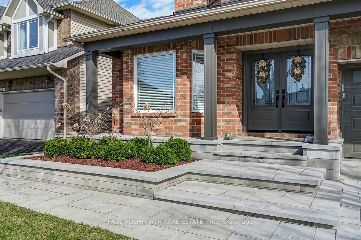 Photo 2 of 302 Nestleton Street, Ottawa, Avalon East — HOMEH