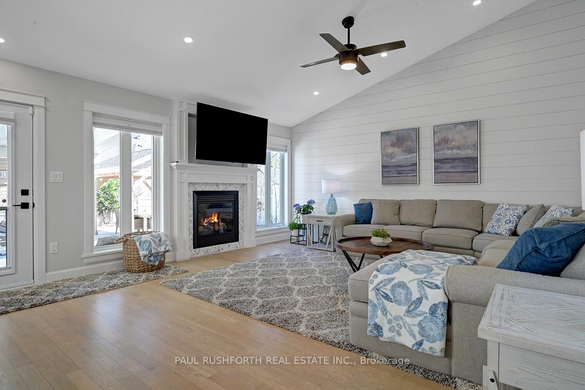 Photo 15 of 302 Nestleton Street, Ottawa, Avalon East — HOMEH