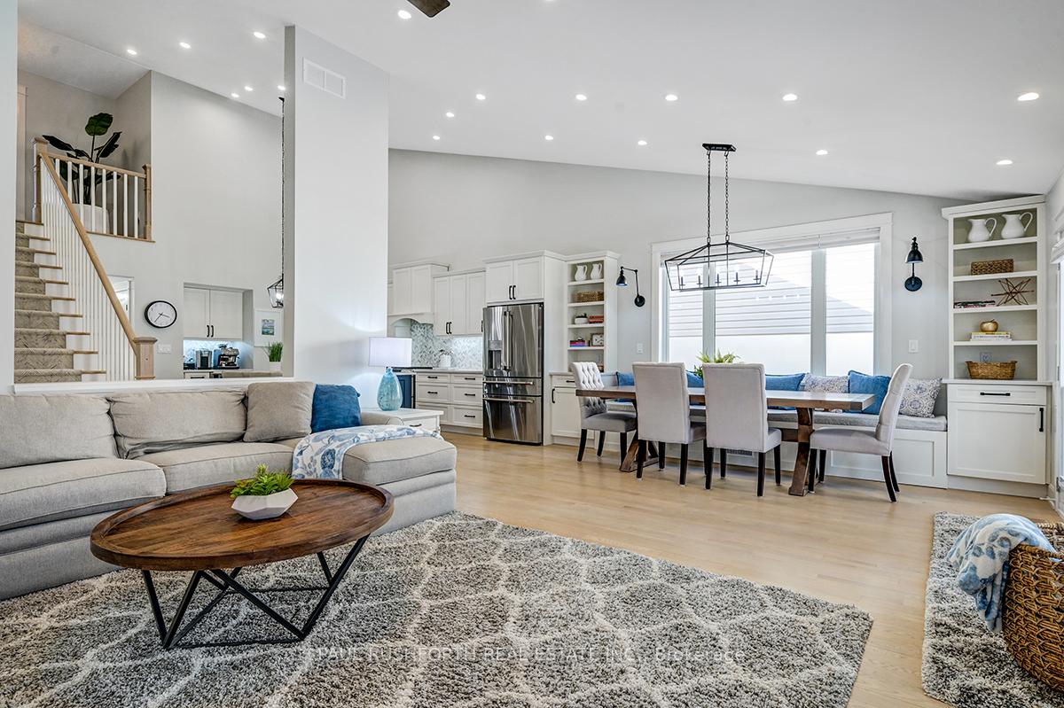 Photo 17 of 302 Nestleton Street, Ottawa, Avalon East — HOMEH