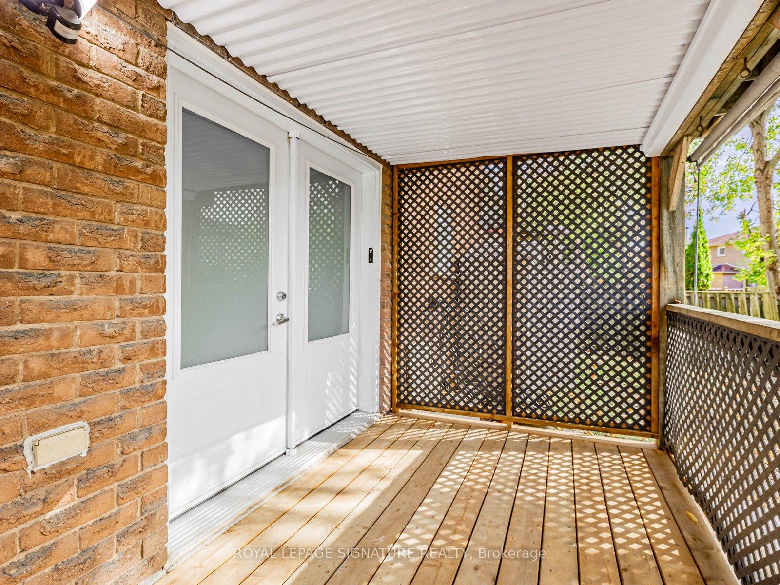 Photo 3 of 1551 Dellbrook Avenue, Pickering, Brock Ridge — HOMEH