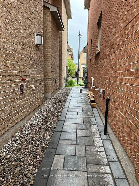 Photo 13 of 294 kincardine(Basement) Terrace, Milton, Scott — HOMEH