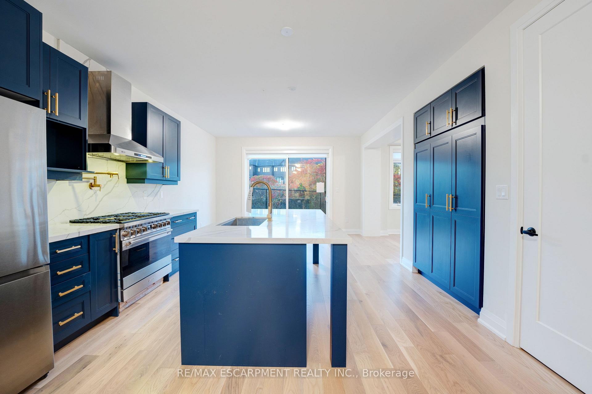 Photo 11 of 1156 Skyridge Boulevard, Pickering, Rural Pickering — HOMEH