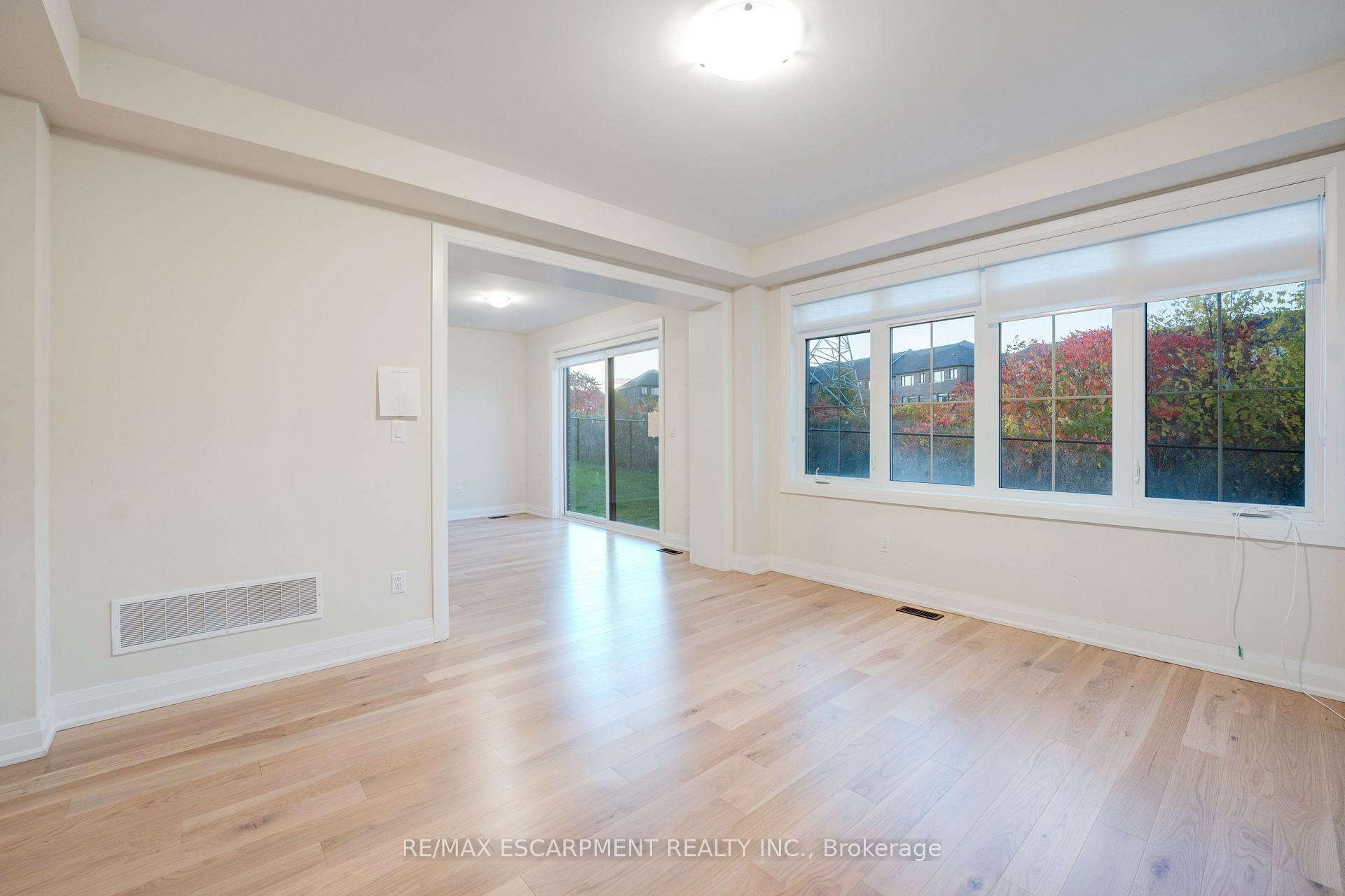 Photo 16 of 1156 Skyridge Boulevard, Pickering, Rural Pickering — HOMEH