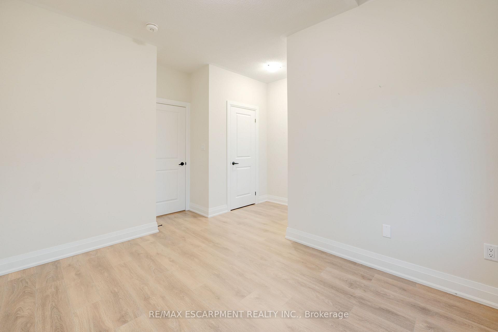 Photo 23 of 1156 Skyridge Boulevard, Pickering, Rural Pickering — HOMEH