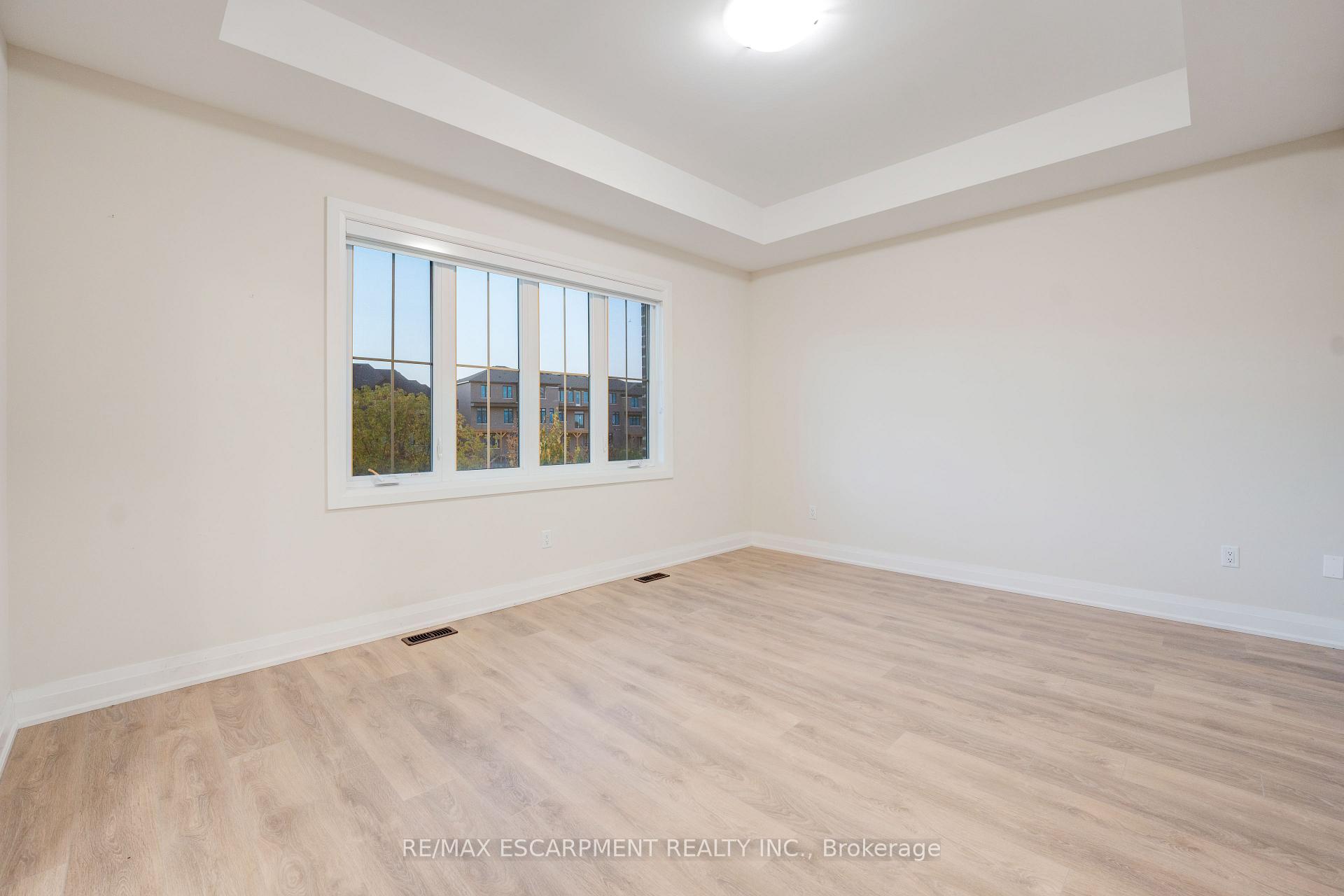 Photo 32 of 1156 Skyridge Boulevard, Pickering, Rural Pickering — HOMEH