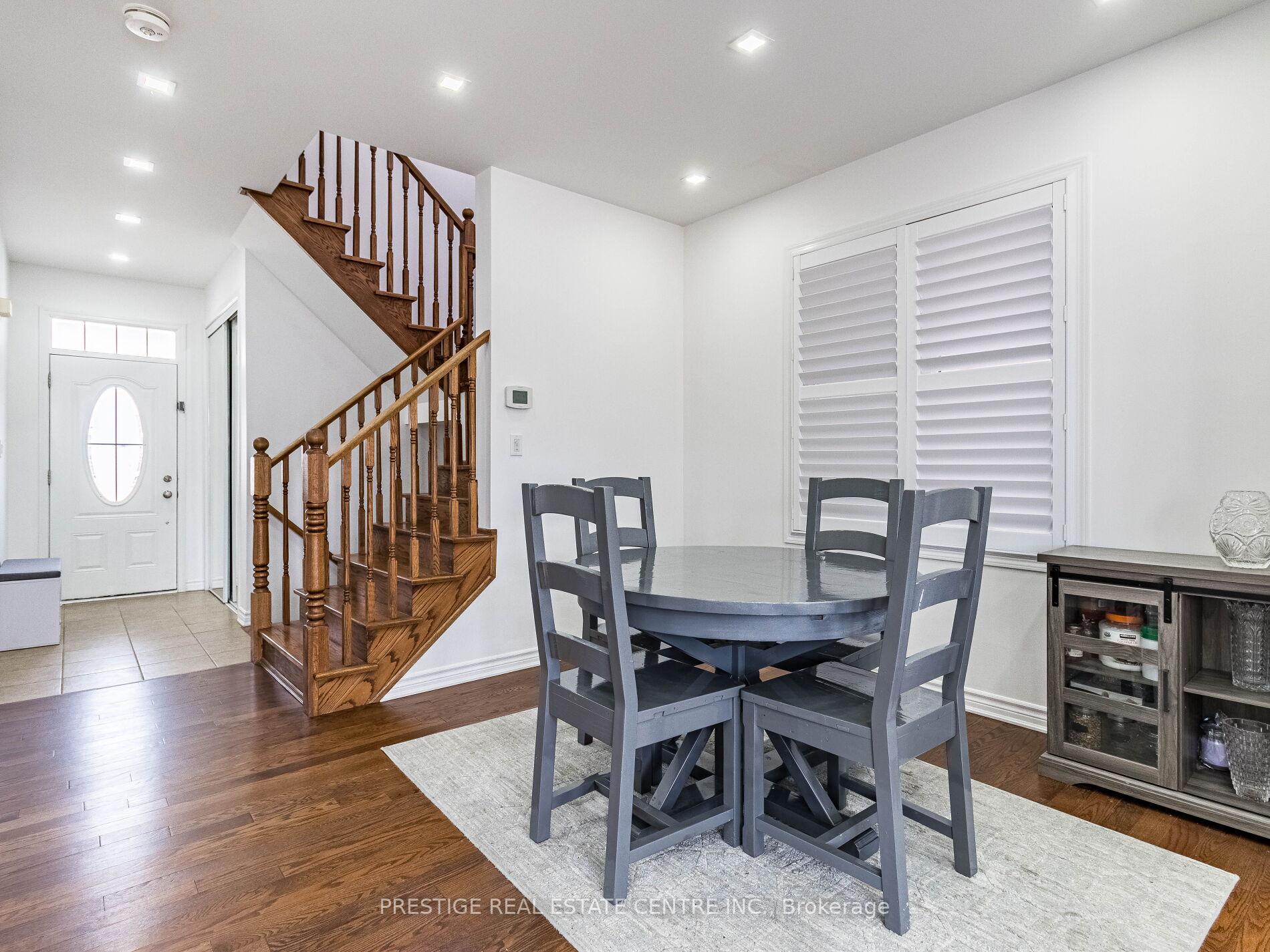 Photo 2 of 1550 Clitherow Street, Milton, Ford — HOMEH
