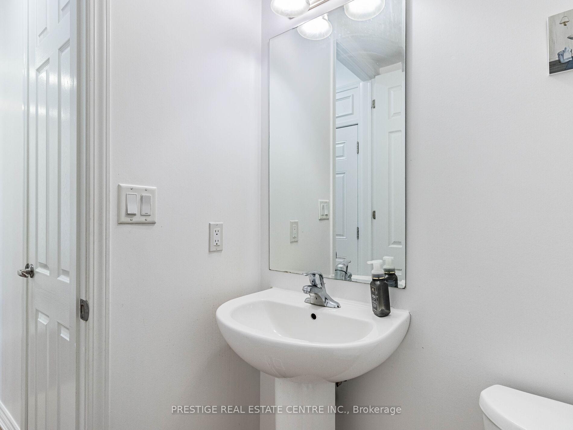Photo 5 of 1550 Clitherow Street, Milton, Ford — HOMEH
