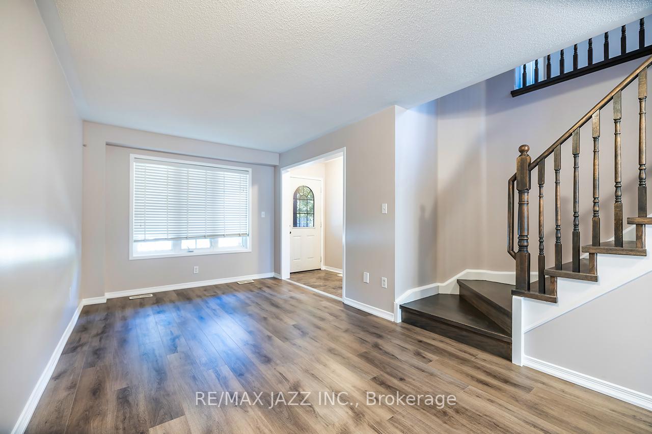 Photo 4 of 2305 Winlord Place, Oshawa, Windfields — HOMEH