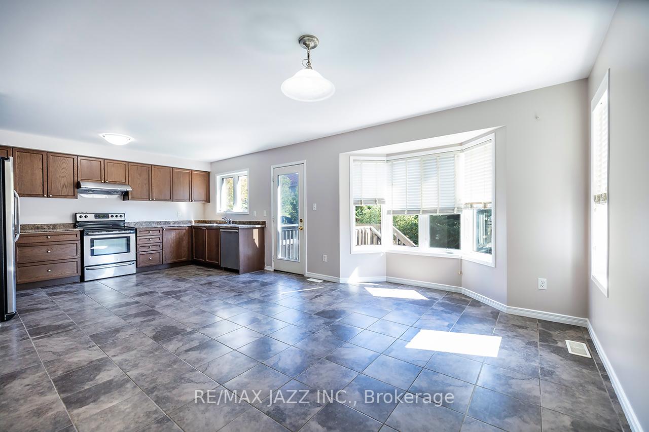 Photo 13 of 2305 Winlord Place, Oshawa, Windfields — HOMEH