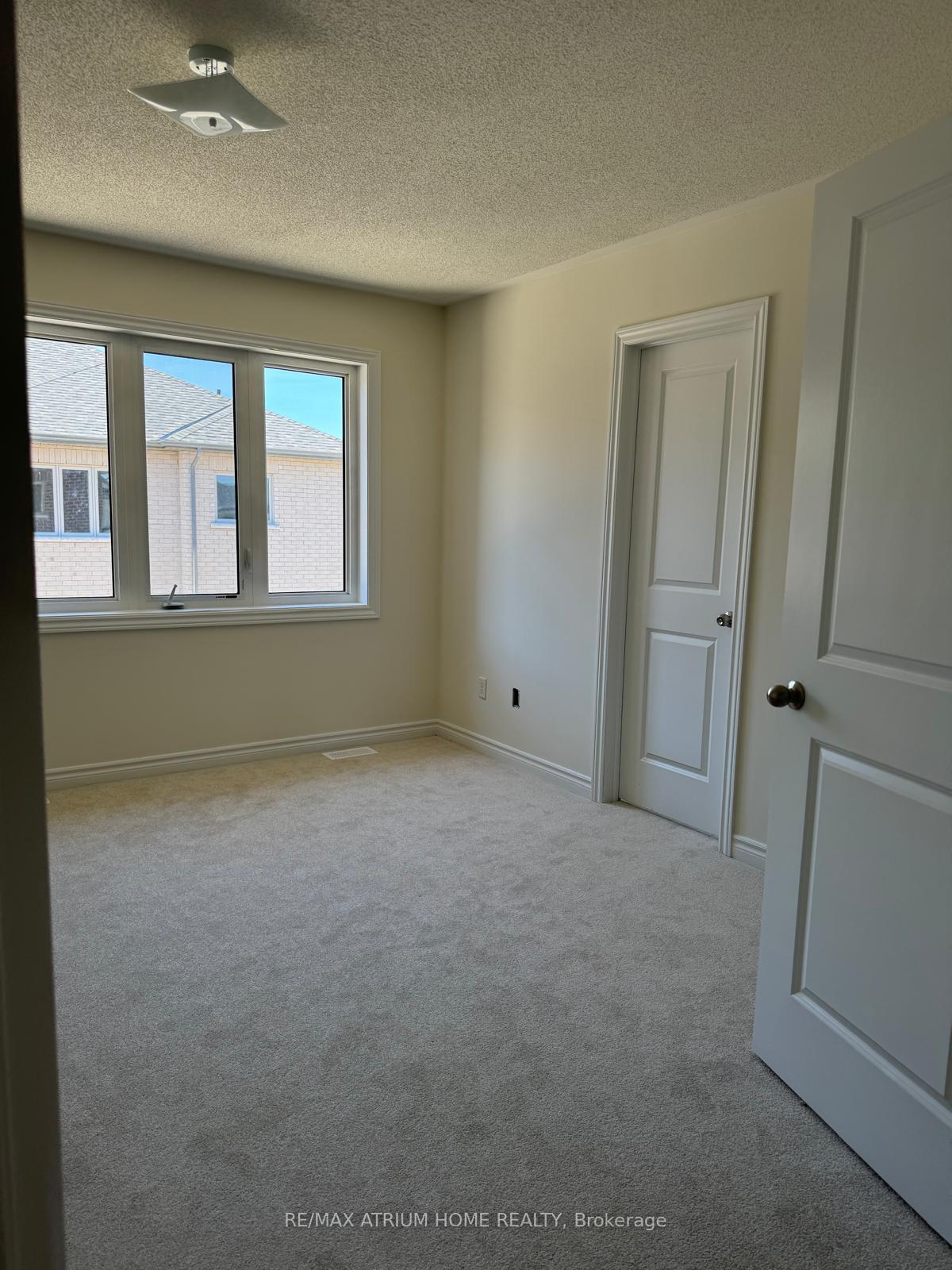 Photo 11 of 1124 Cameo Street, Pickering, Rural Pickering — HOMEH