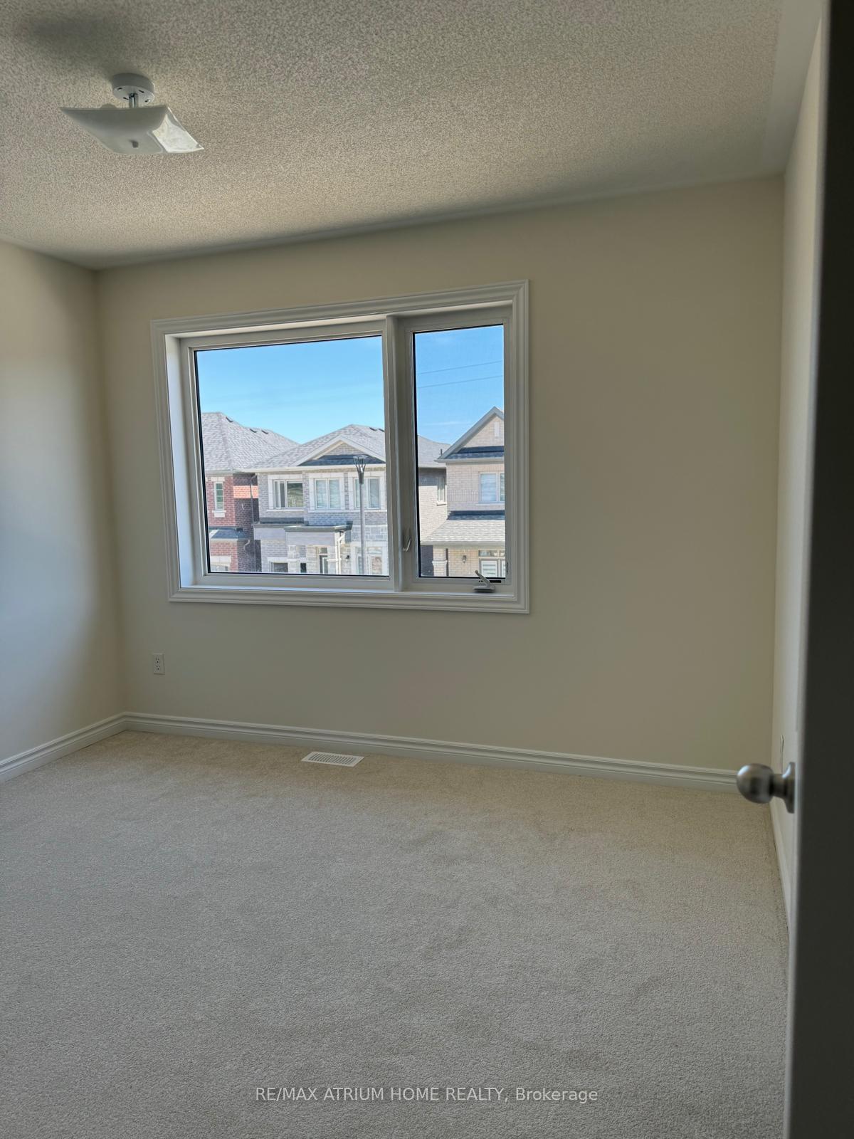 Photo 21 of 1124 Cameo Street, Pickering, Rural Pickering — HOMEH