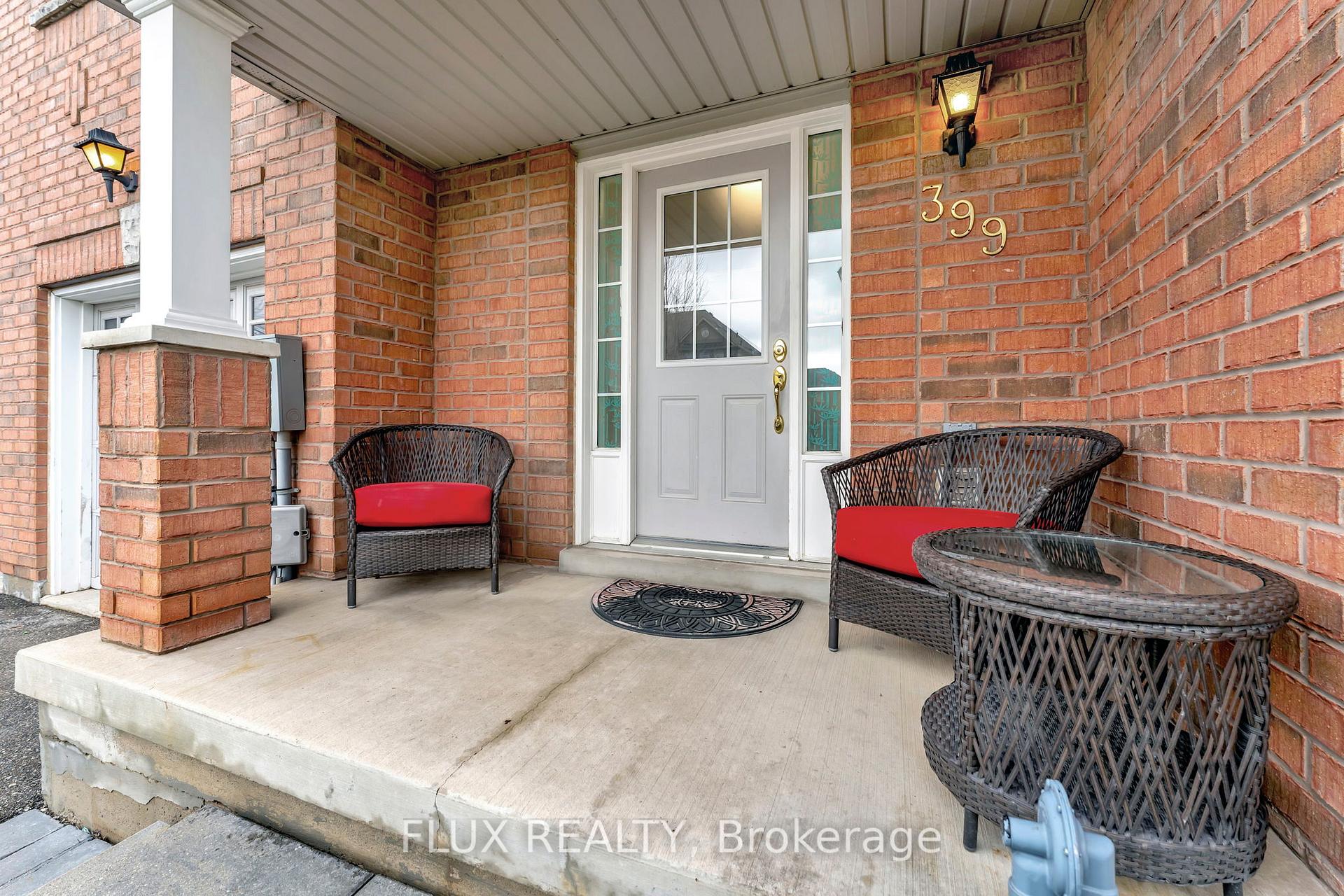Photo 3 of 399 Hobbs Crescent, Milton, Clarke — HOMEH