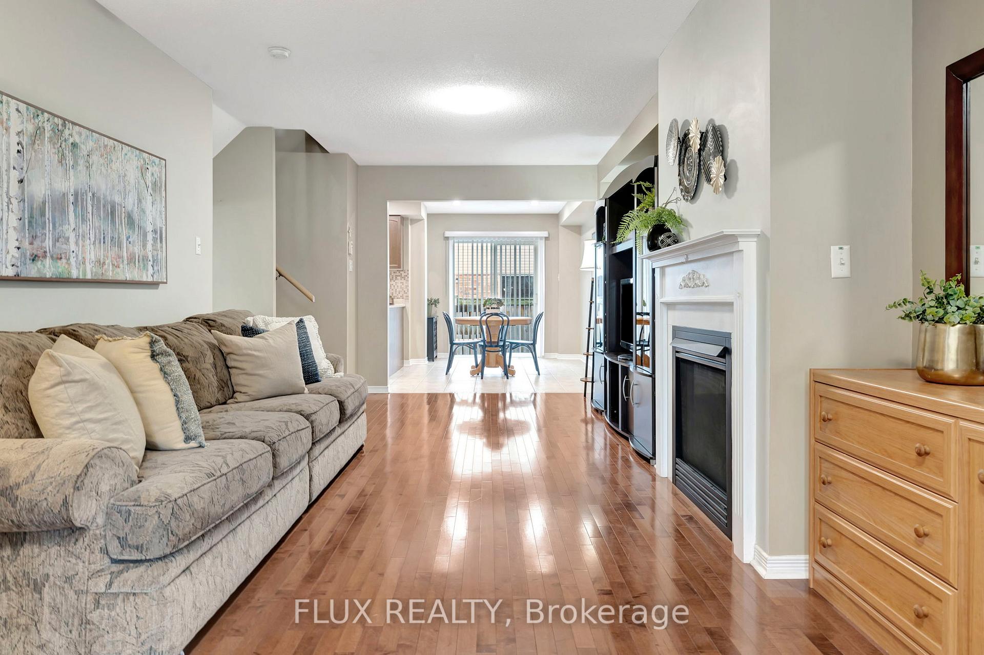 Photo 6 of 399 Hobbs Crescent, Milton, Clarke — HOMEH