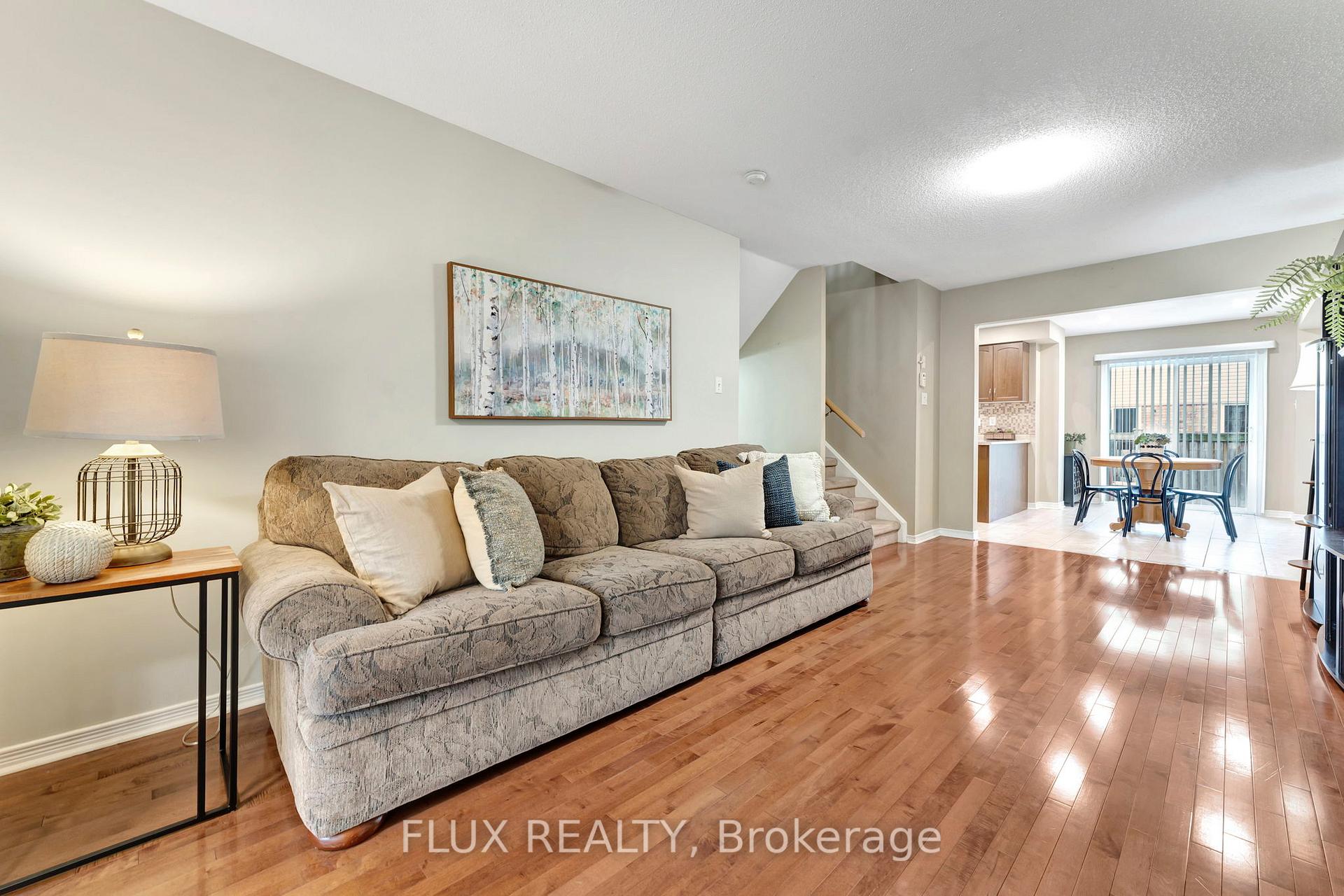 Photo 7 of 399 Hobbs Crescent, Milton, Clarke — HOMEH