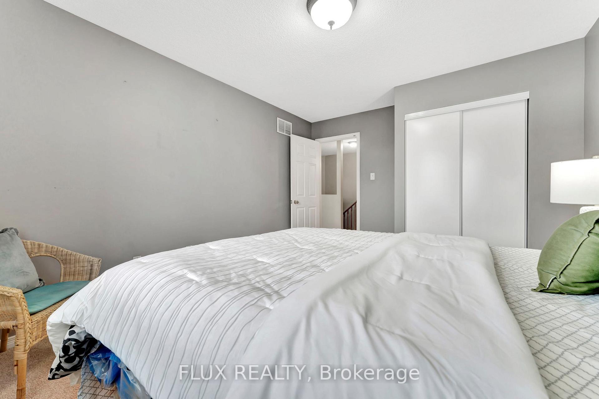 Photo 25 of 399 Hobbs Crescent, Milton, Clarke — HOMEH