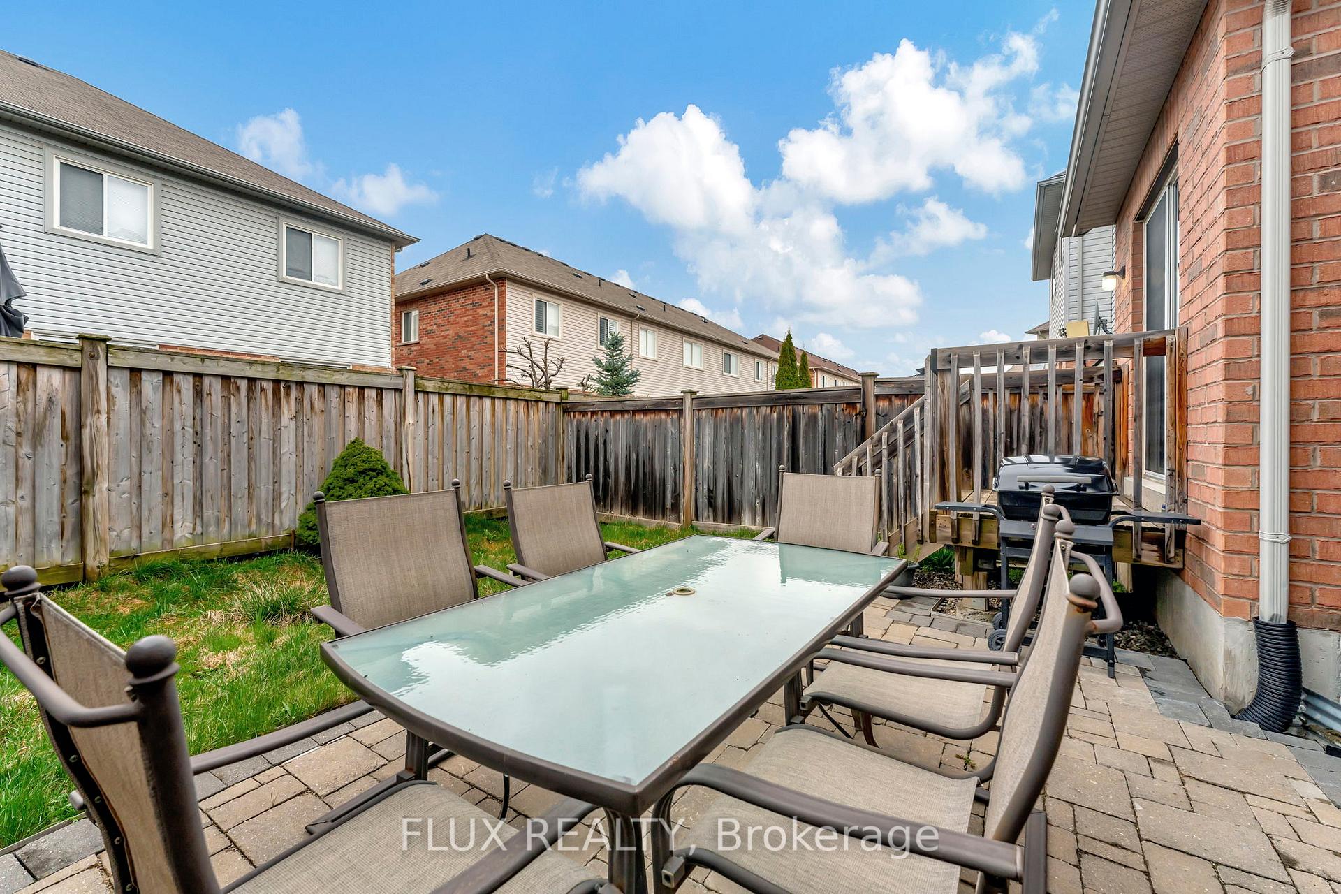 Photo 31 of 399 Hobbs Crescent, Milton, Clarke — HOMEH