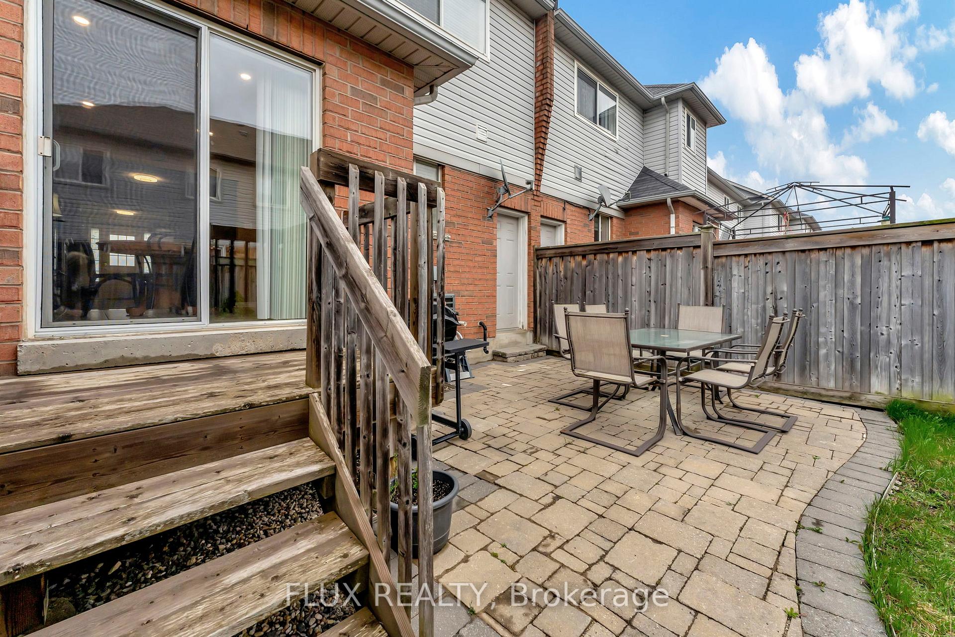 Photo 33 of 399 Hobbs Crescent, Milton, Clarke — HOMEH