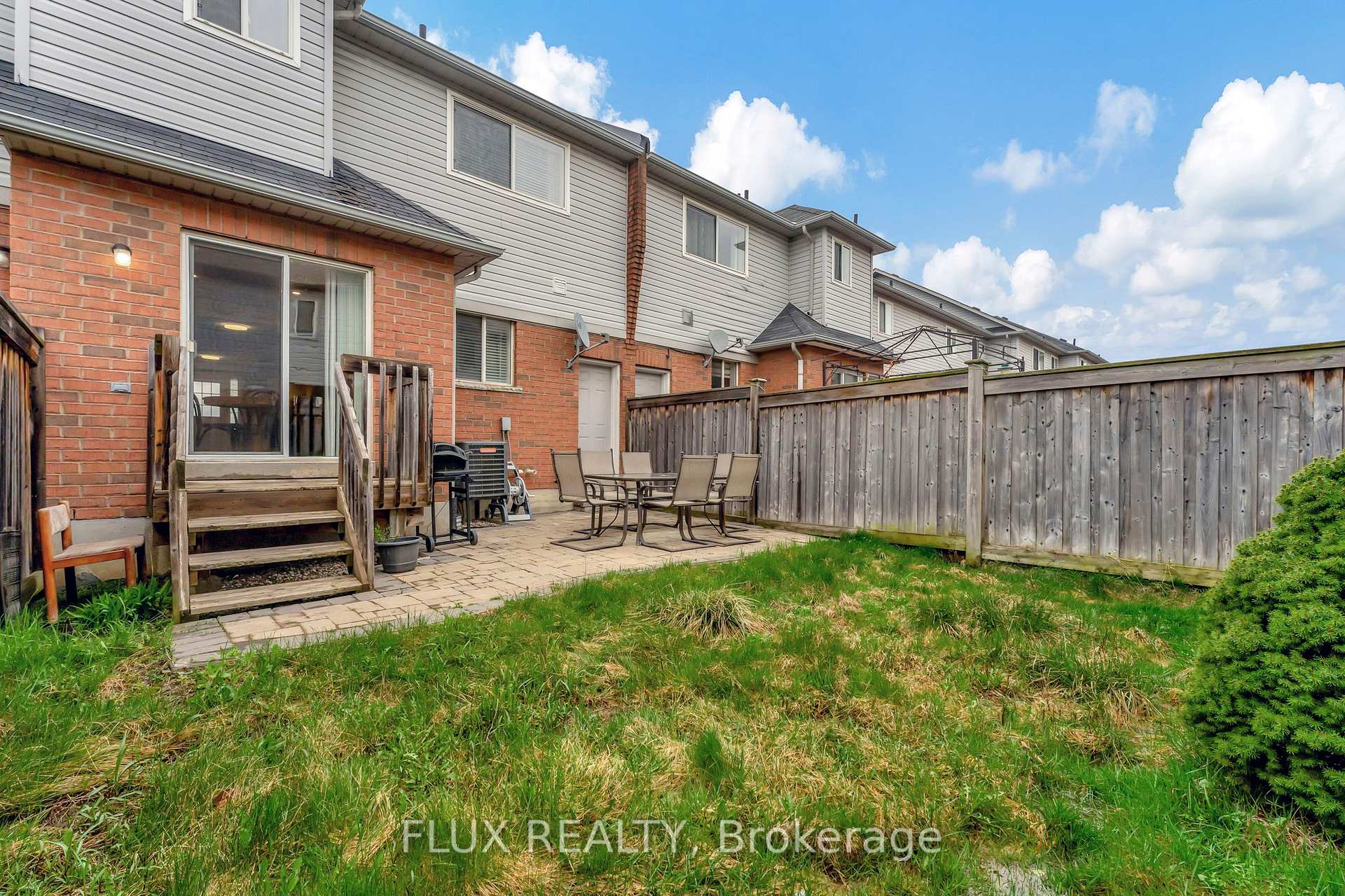 Photo 34 of 399 Hobbs Crescent, Milton, Clarke — HOMEH