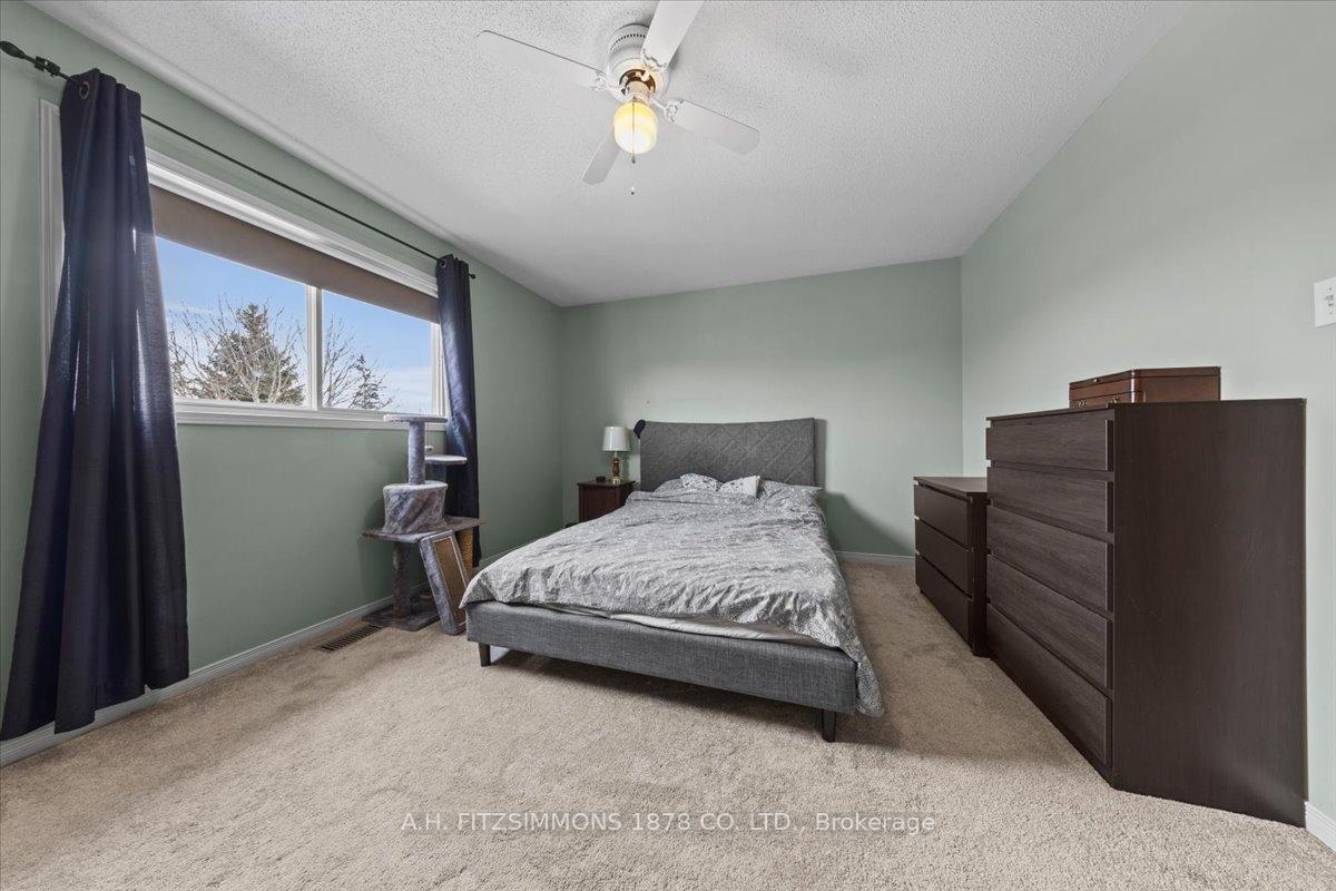 Photo 19 of 1909 Hennessy Crescent, Ottawa, Fallingbrook/Gardenway South — HOMEH