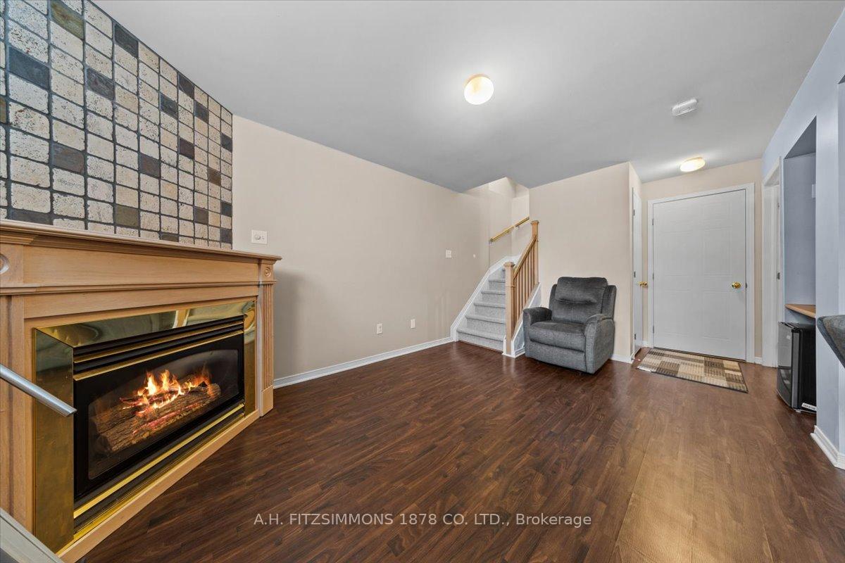 Photo 29 of 1909 Hennessy Crescent, Ottawa, Fallingbrook/Gardenway South — HOMEH