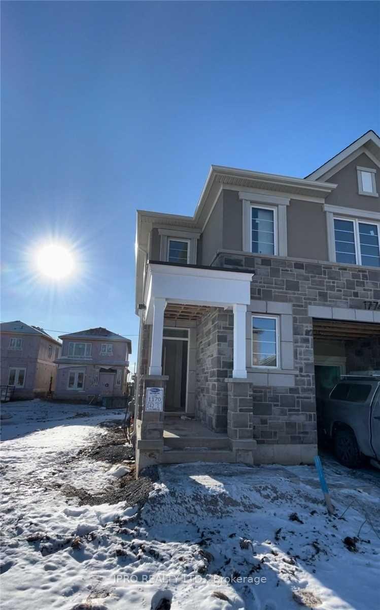 Photo 2 of 1774 Thames Circle, Milton, Bowes — HOMEH