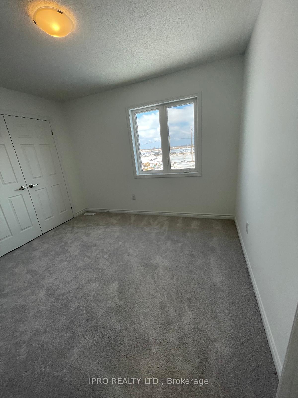 Photo 23 of 1774 Thames Circle, Milton, Bowes — HOMEH
