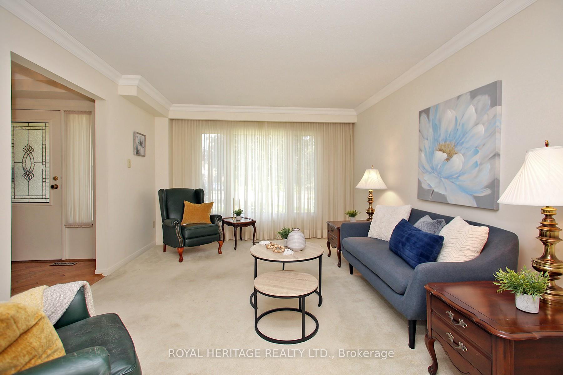Photo 13 of 566 Creekview Circle, Pickering, West Shore — HOMEH