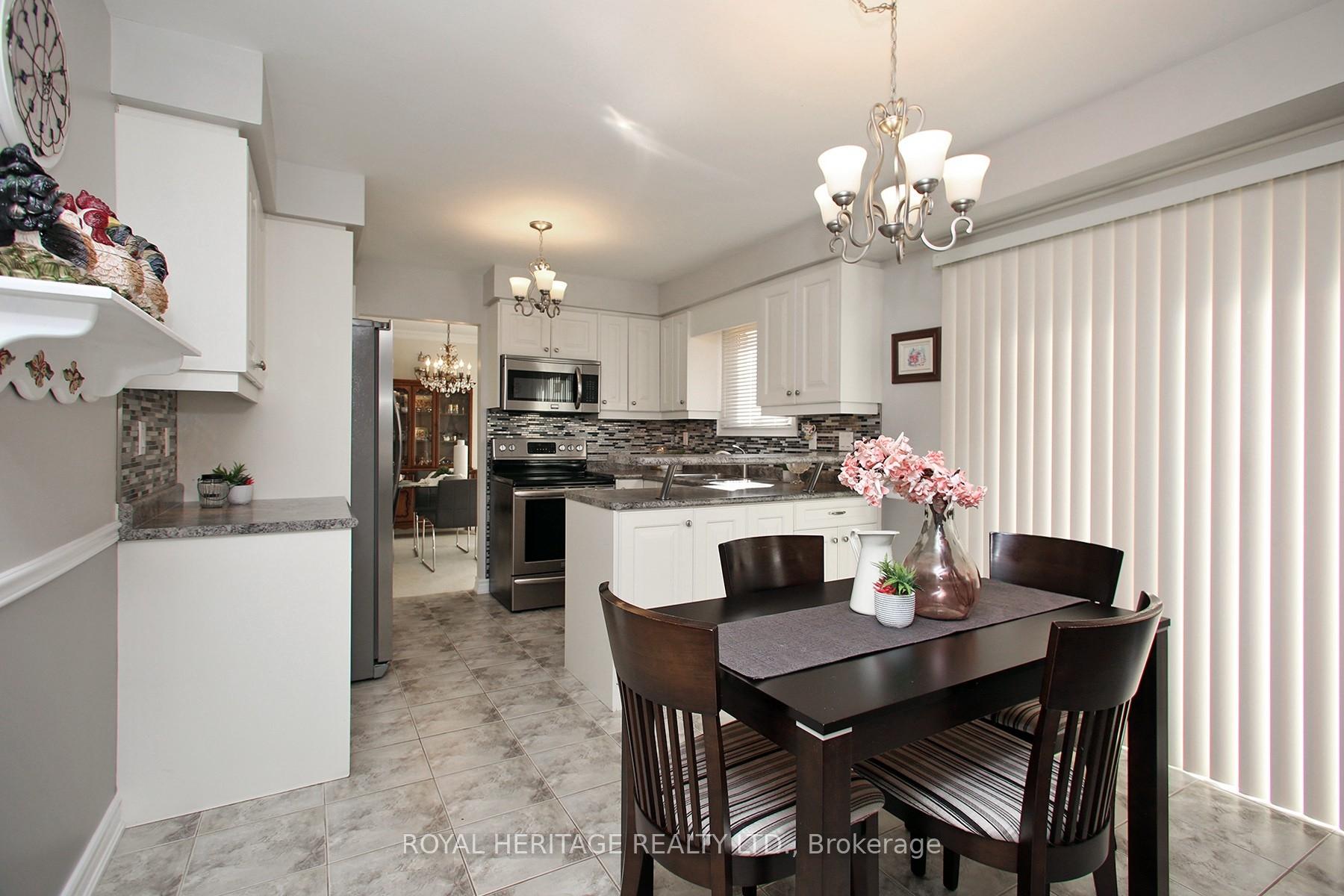 Photo 18 of 566 Creekview Circle, Pickering, West Shore — HOMEH