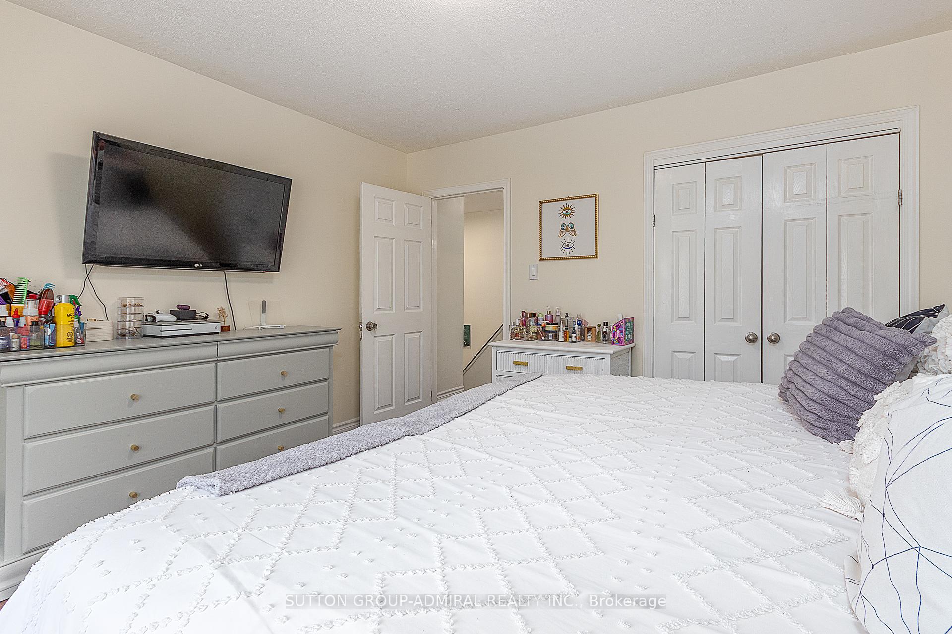 Photo 12 of 839 Modlin Road, Pickering, Bay Ridges — HOMEH