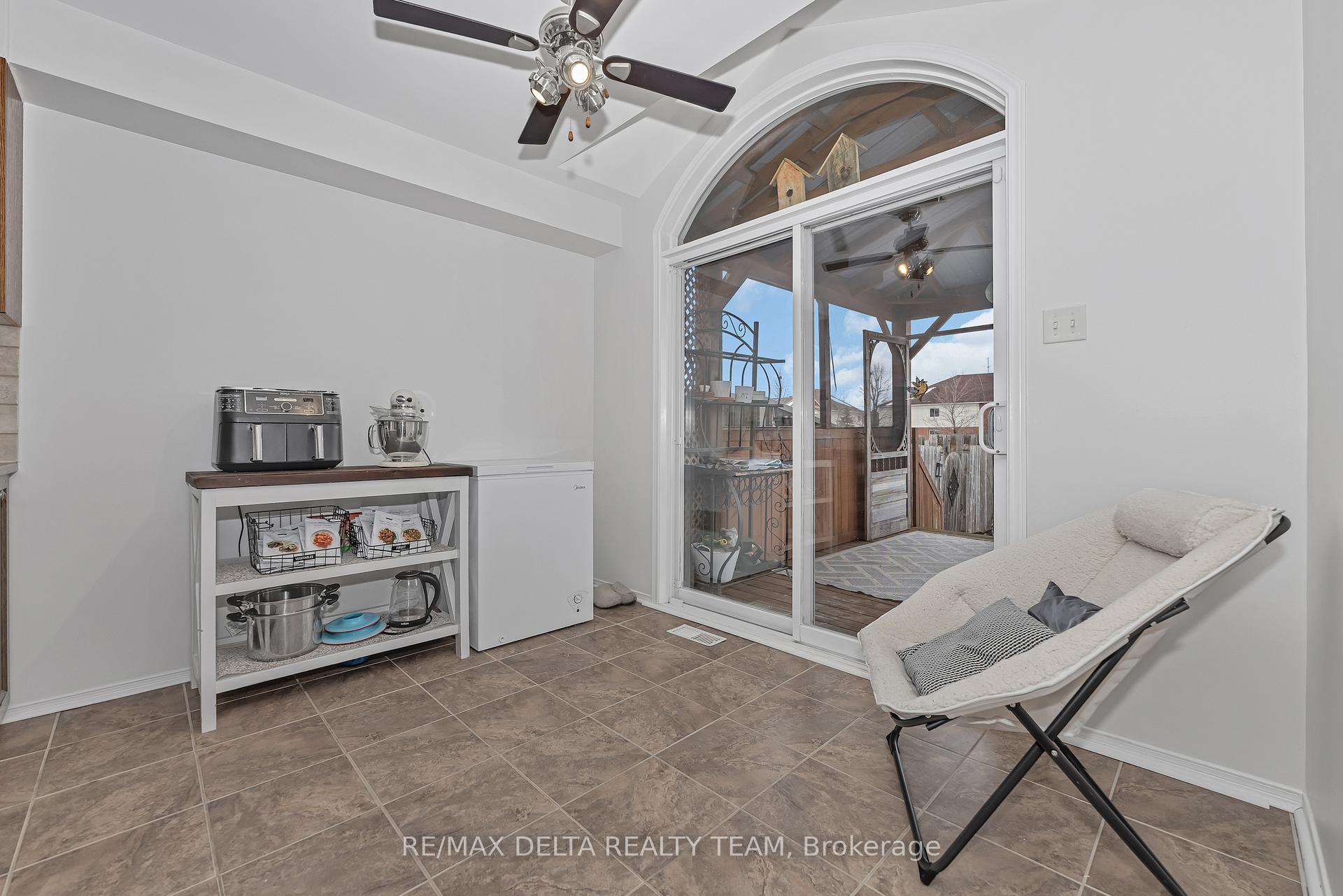 Photo 7 of 2358 Bois Vert Place, Ottawa, Avalon East — HOMEH