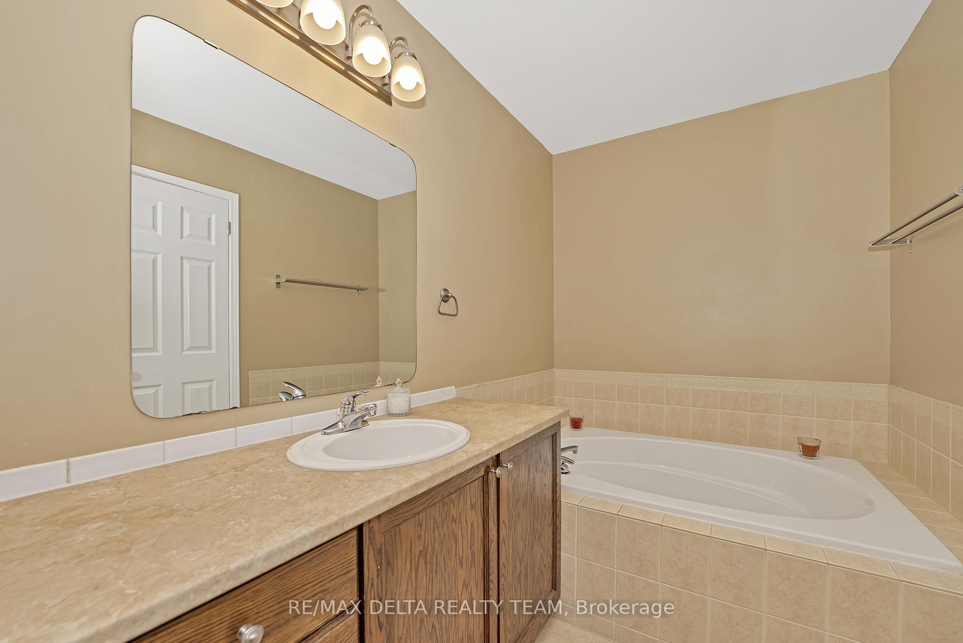 Photo 12 of 2358 Bois Vert Place, Ottawa, Avalon East — HOMEH