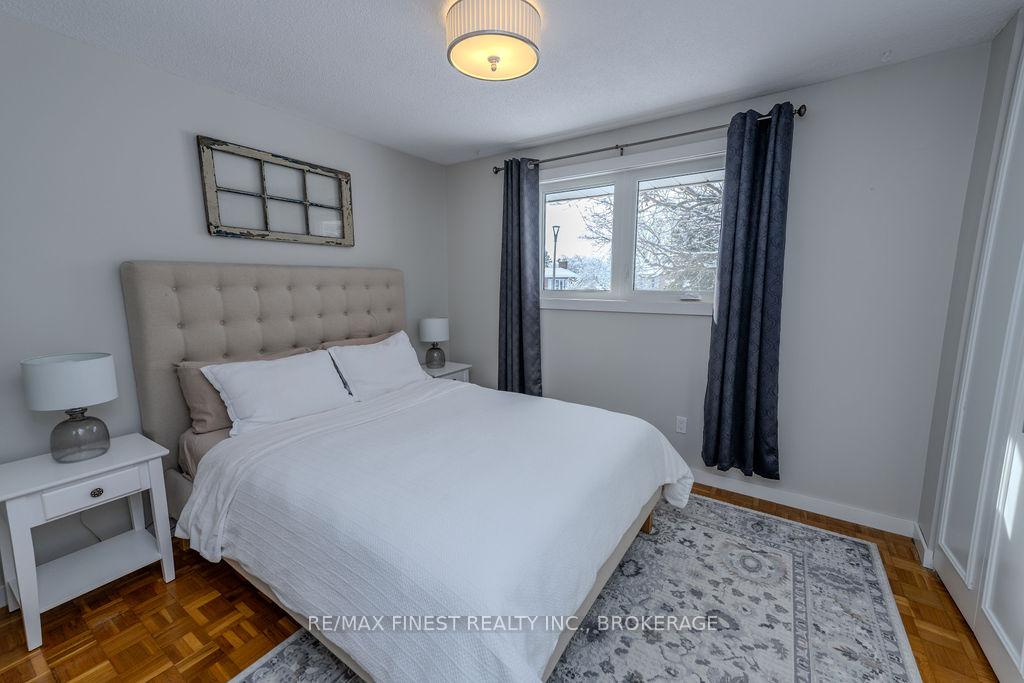 Photo 23 of 576 Chesham Place, Kingston, South of Taylor-Kidd Blvd — HOMEH