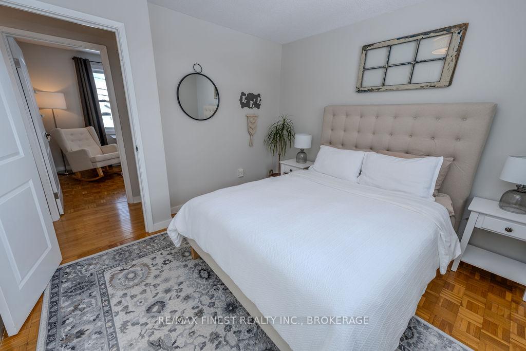 Photo 24 of 576 Chesham Place, Kingston, South of Taylor-Kidd Blvd — HOMEH