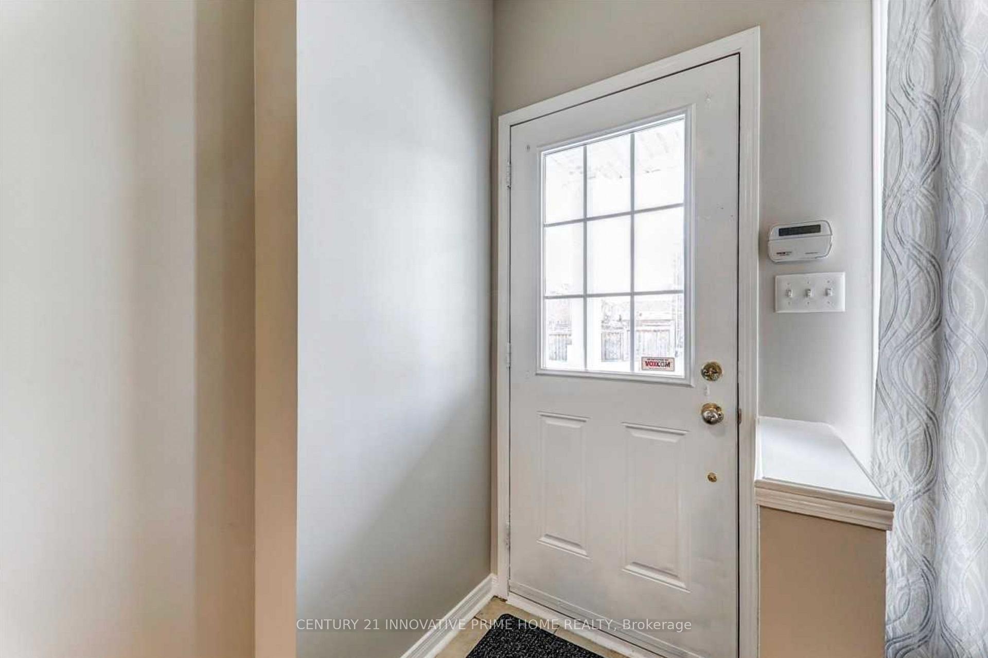 Photo 5 of 305 Hobbs Crescent, Milton, Clarke — HOMEH